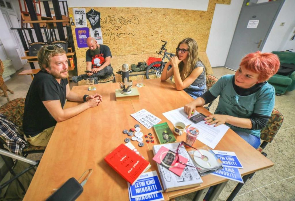 Skuštrane in bradati 2017