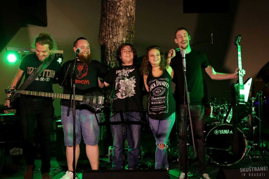 Skuštrane in bradati 2018