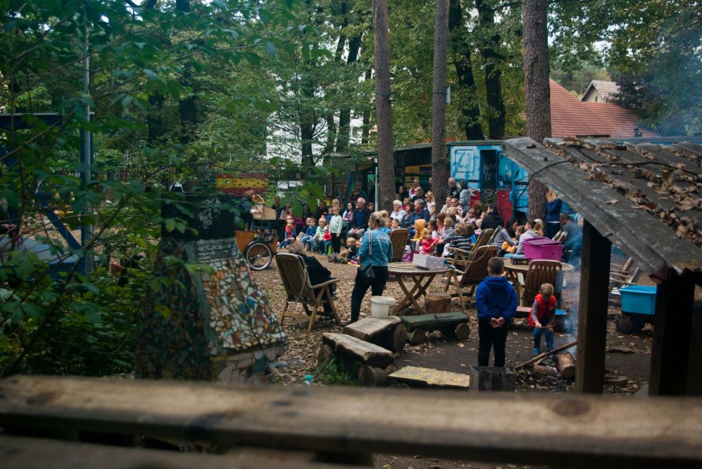 Ulični teater v Novi vasi