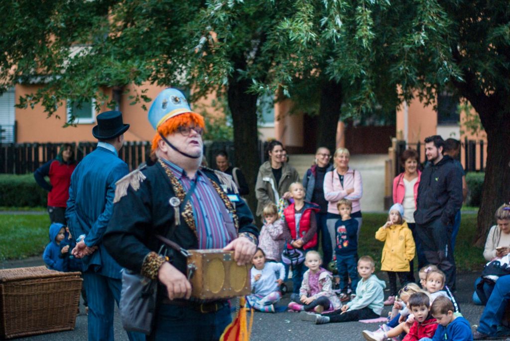 Ulični teater v Novi vasi