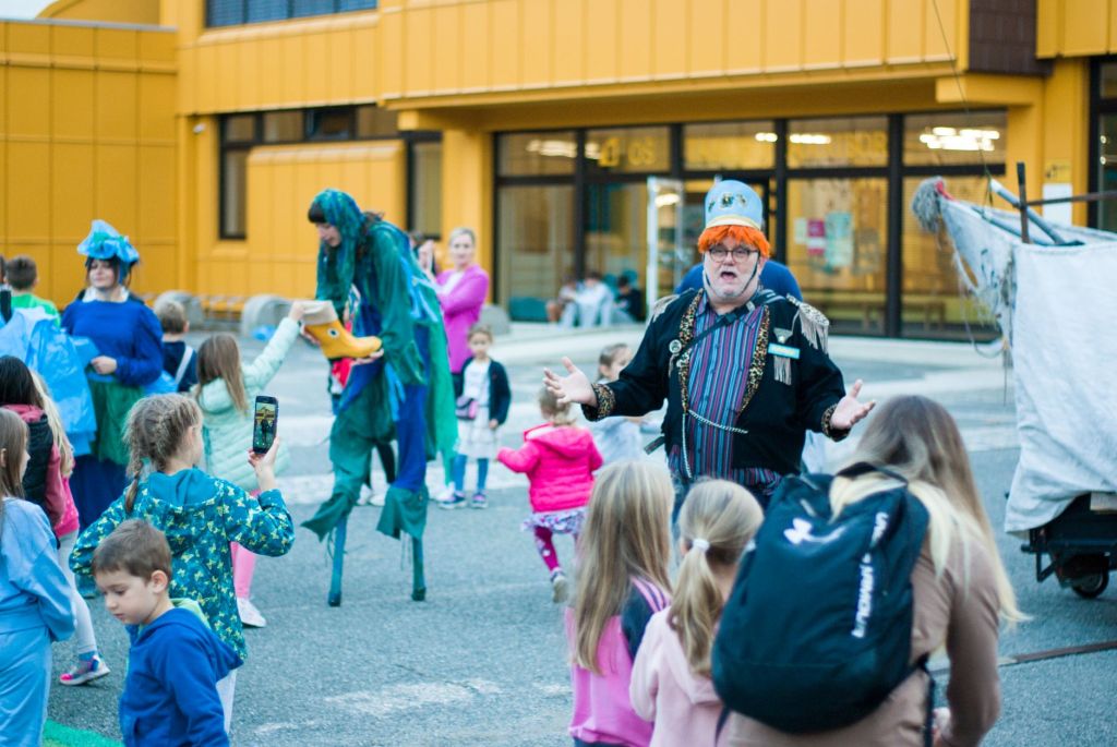 Ulični teater v Novi vasi